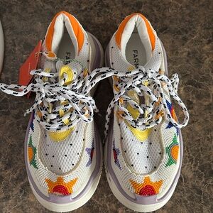 NWT Farm Río colorful Beaded Platform Sneakers. Fits size US 7.